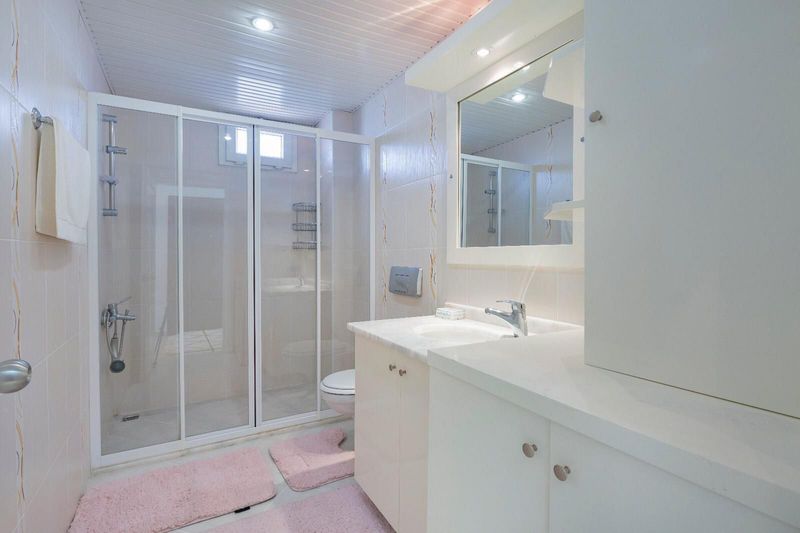 Apartment 1+1 furnished in a cozy complex, 90 m2. Center, Buyukkhasbahce. фото 22