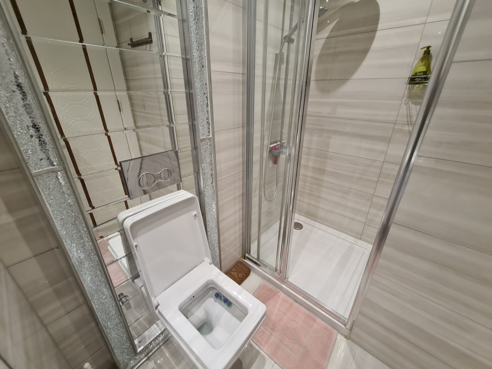 Apartment in a luxury complex 1+1 with furniture and appliances in Mahmutlar, 65 sq. фото 27