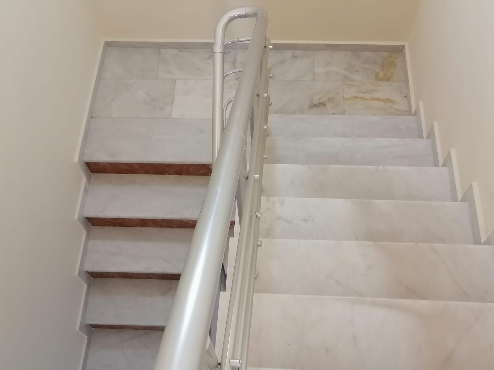 Двухуровневые апартаменты 4+1, с видом на море в Махмутларе, 250 кв.м. фото 9