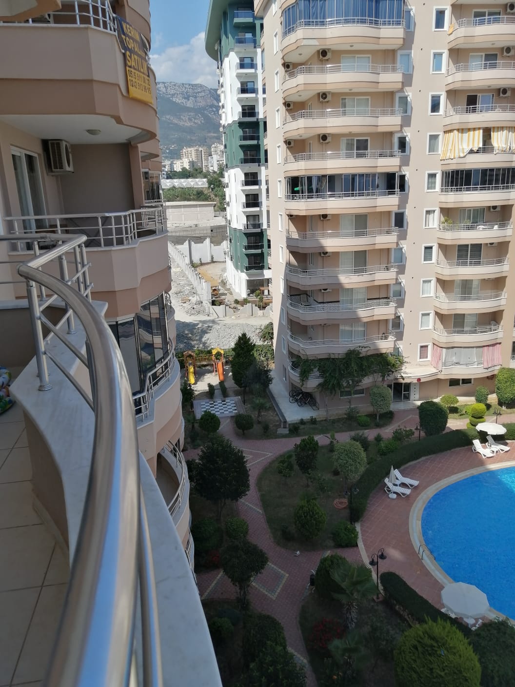 Трёхкомнатная квартира с мебелью в 400метрах от моря в Махмутларе, 120м.кв фото 4