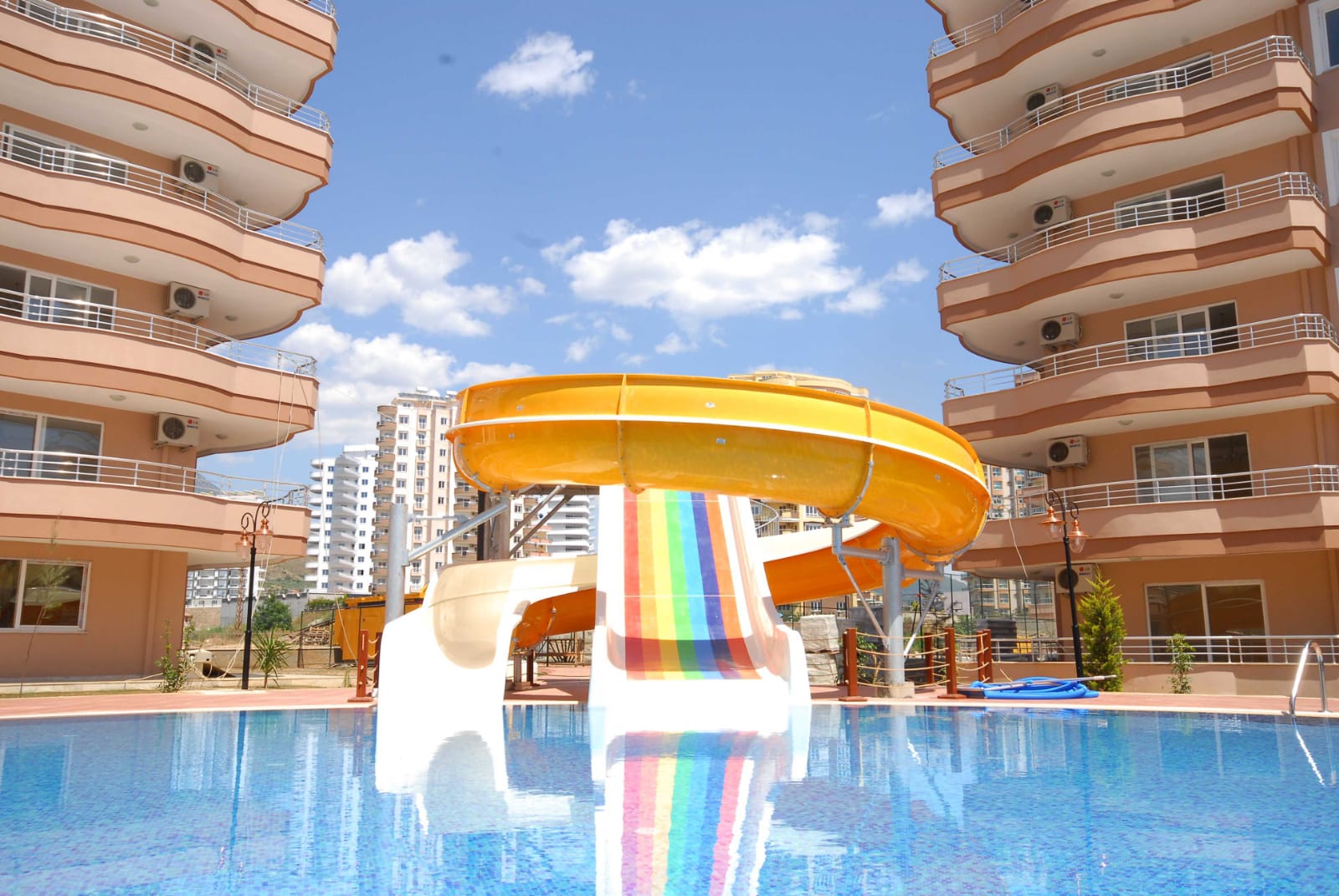 Трёхкомнатная квартира с мебелью в 400метрах от моря в Махмутларе, 120м.кв фото 8