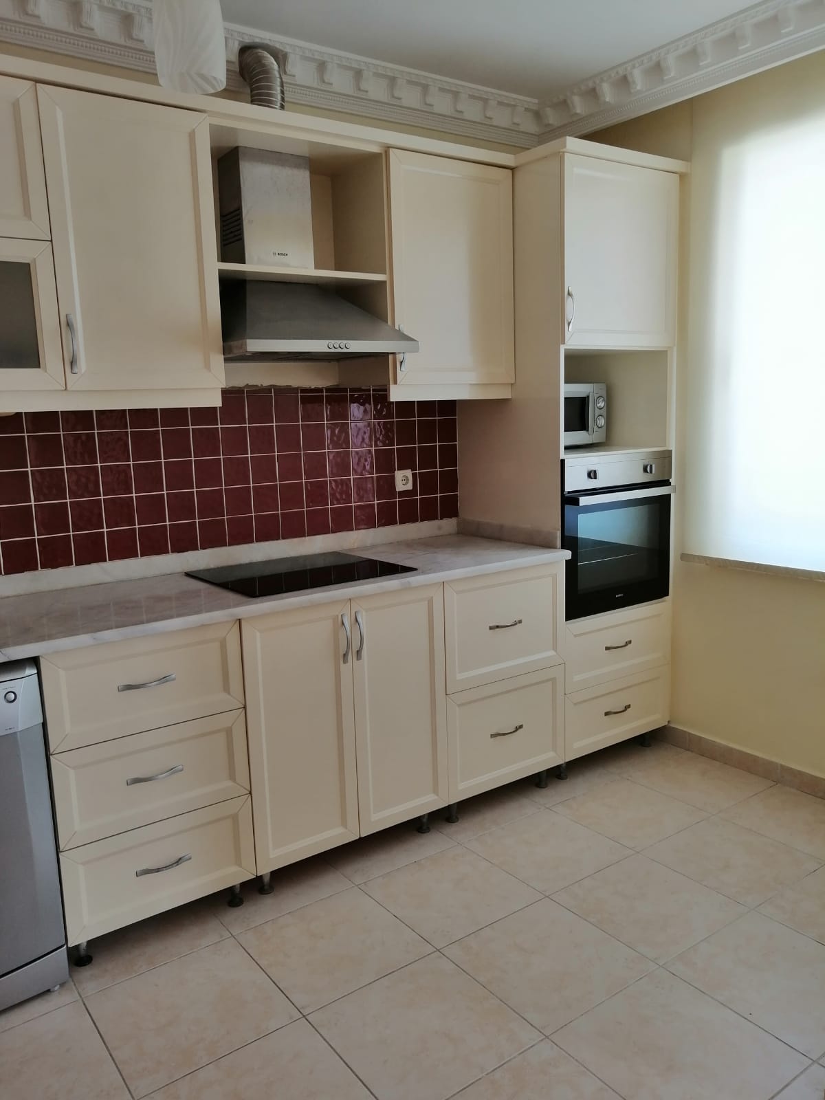 Трёхкомнатная квартира с мебелью в 400метрах от моря в Махмутларе, 120м.кв фото 14