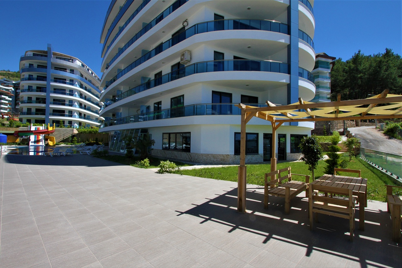 Furnished one-bedroom apartment with sea view, 55 m2 фото 6