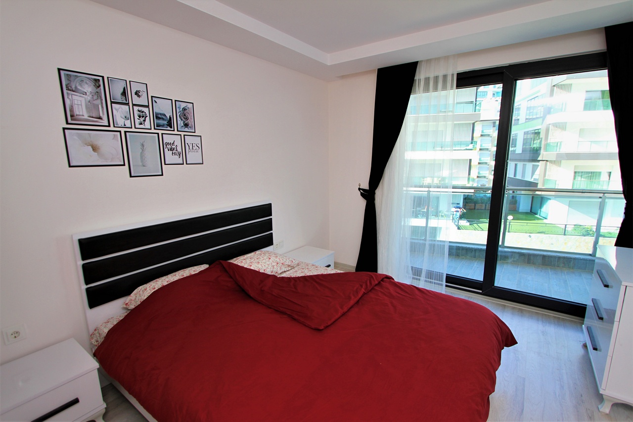 Furnished one-bedroom apartment with sea view, 55 m2 фото 17