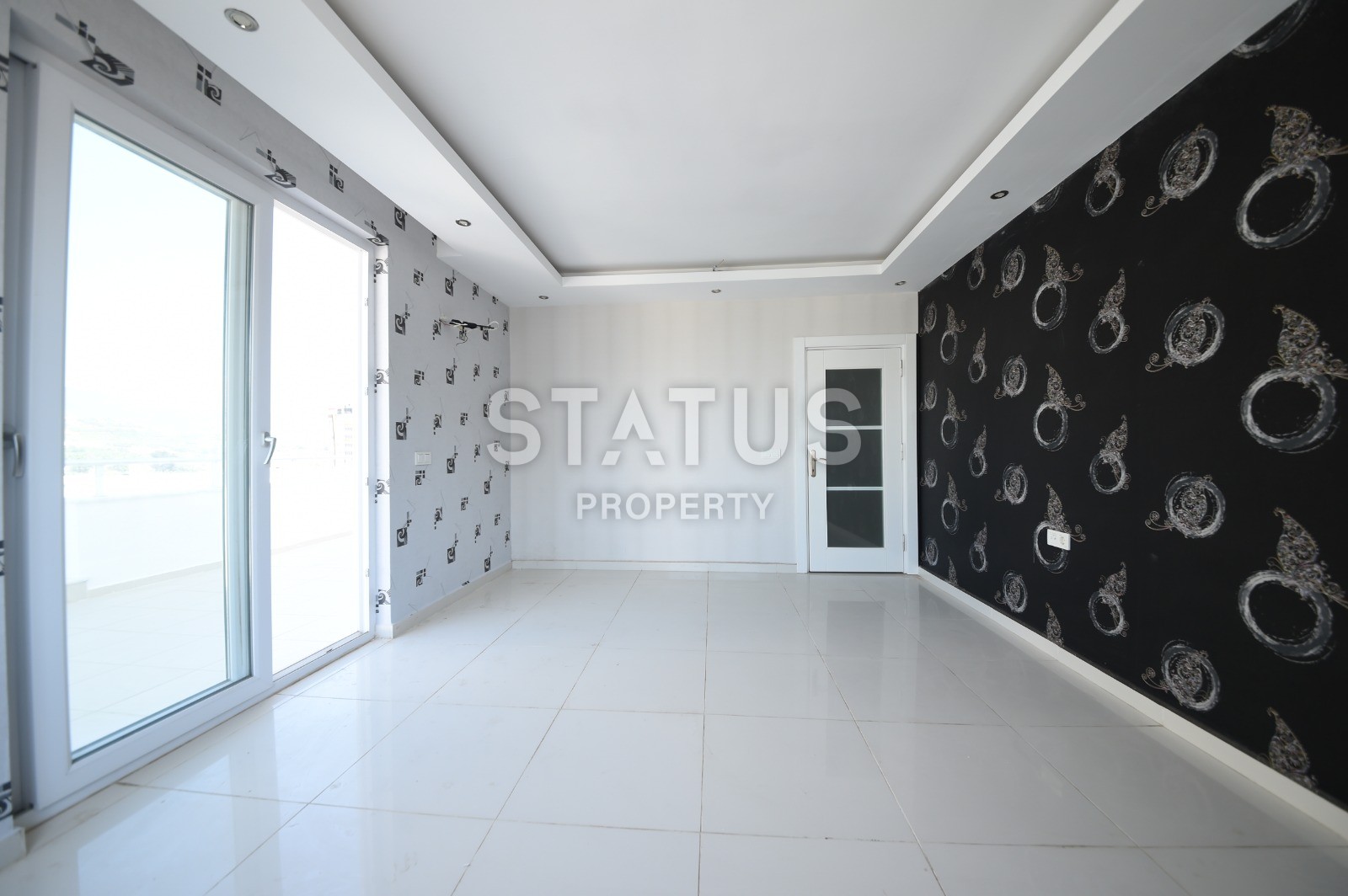 Срочная продажа! Квартира 2+1 с большим балконом и видом на горы. 115 кв.м. фото 3