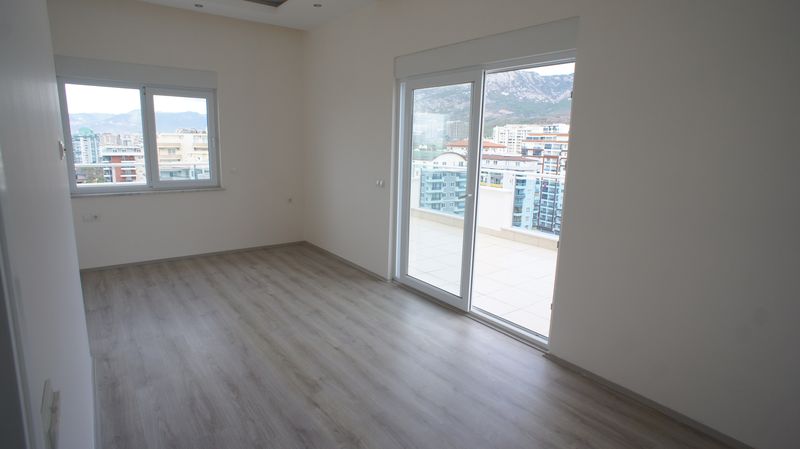 Дуплекс планировки 4+1, в шаговой доступности от моря, 200 кв.м. фото 22