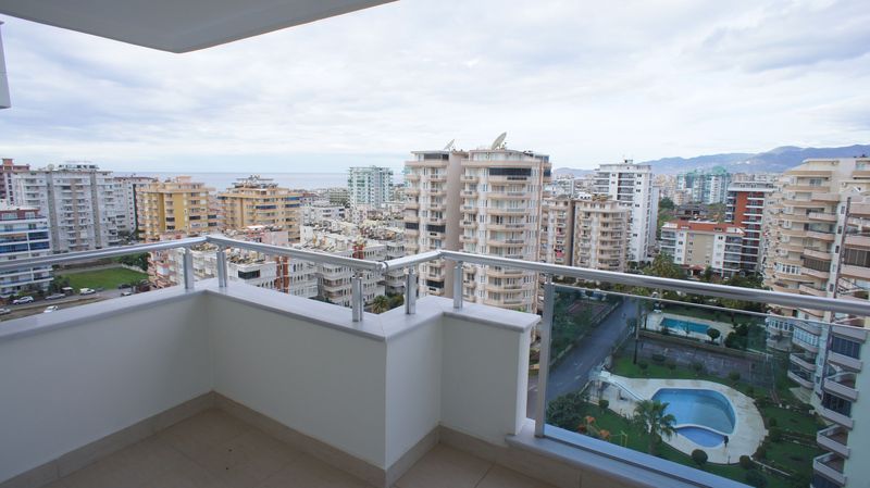 Дуплекс планировки 4+1, в шаговой доступности от моря, 200 кв.м. фото 27