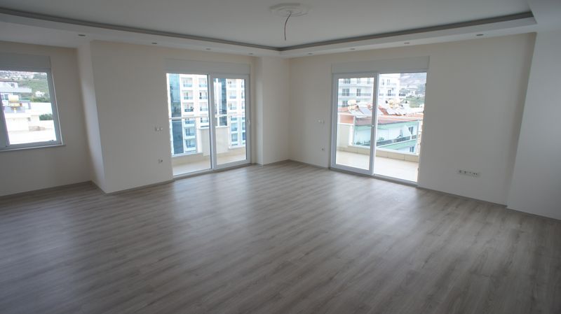 Дуплекс планировки 4+1, в шаговой доступности от моря, 200 кв.м. фото 34