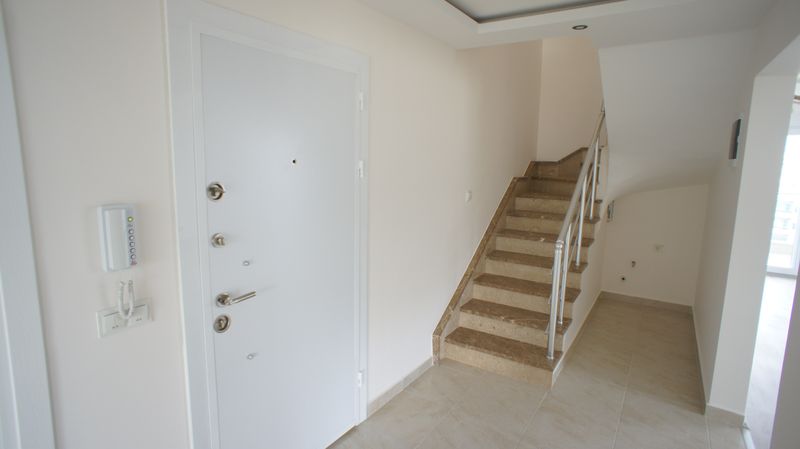 Дуплекс планировки 4+1, в шаговой доступности от моря, 200 кв.м. фото 39