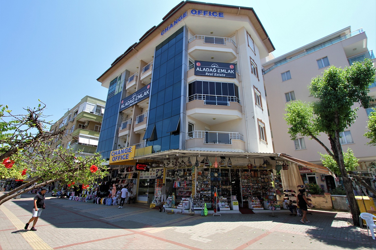 Дуплекс 3+1 в центре Алании, в 100 метрах от моря, 160 кв.м. фото 2