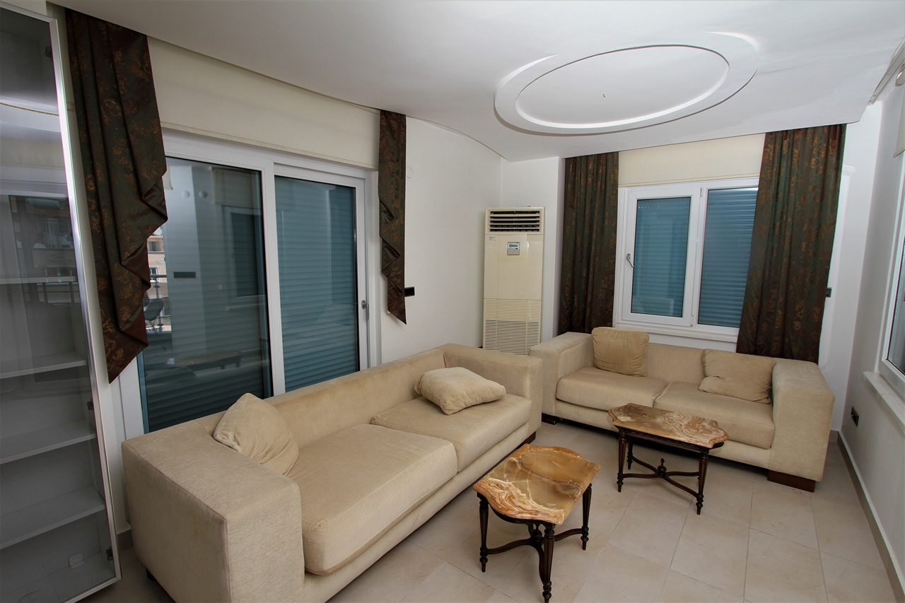 Duplex 3+1 in the center of Alanya, 100 meters from the sea, 160 sq.m. фото 10