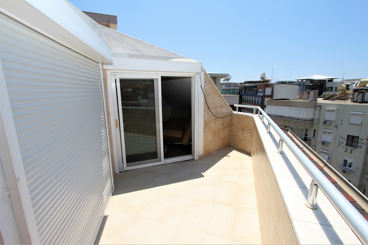 Duplex 3+1 in the center of Alanya, 100 meters from the sea, 160 sq.m. фото 21