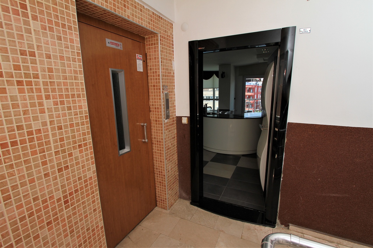 Duplex 3+1 in the center of Alanya, 100 meters from the sea, 160 sq.m. фото 27