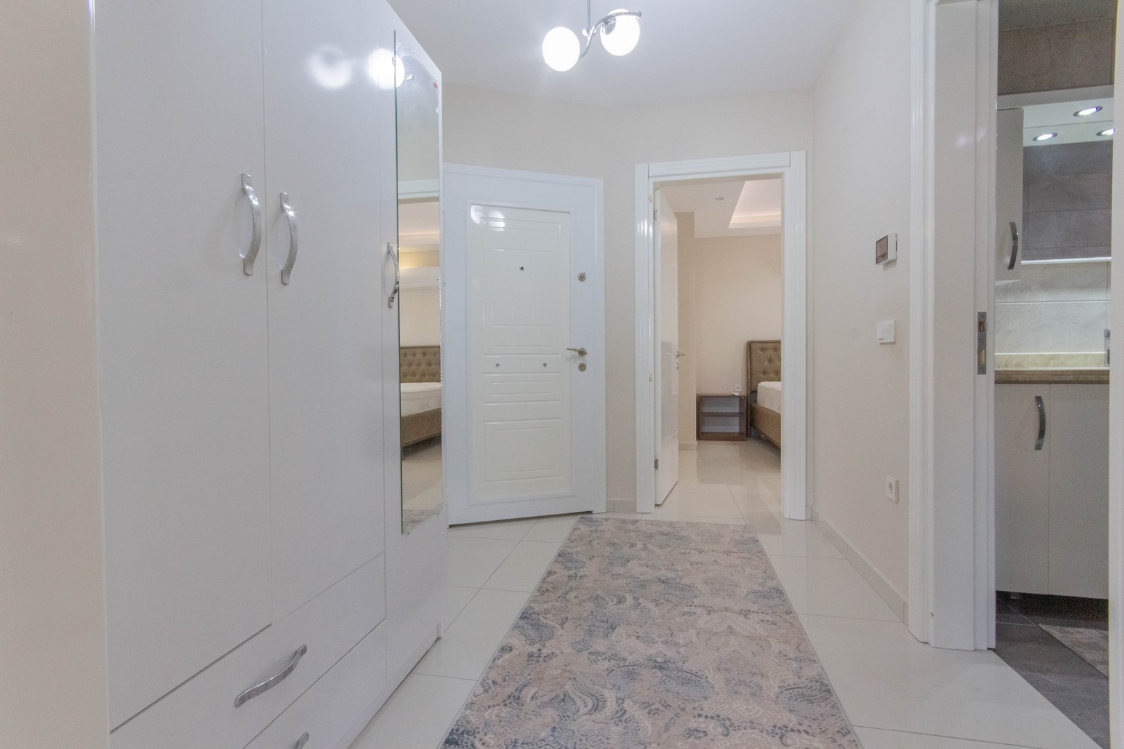 Крупнометражная квартира 1+1 с мебелью в районе Махмутлра, 80 кв м. фото 8