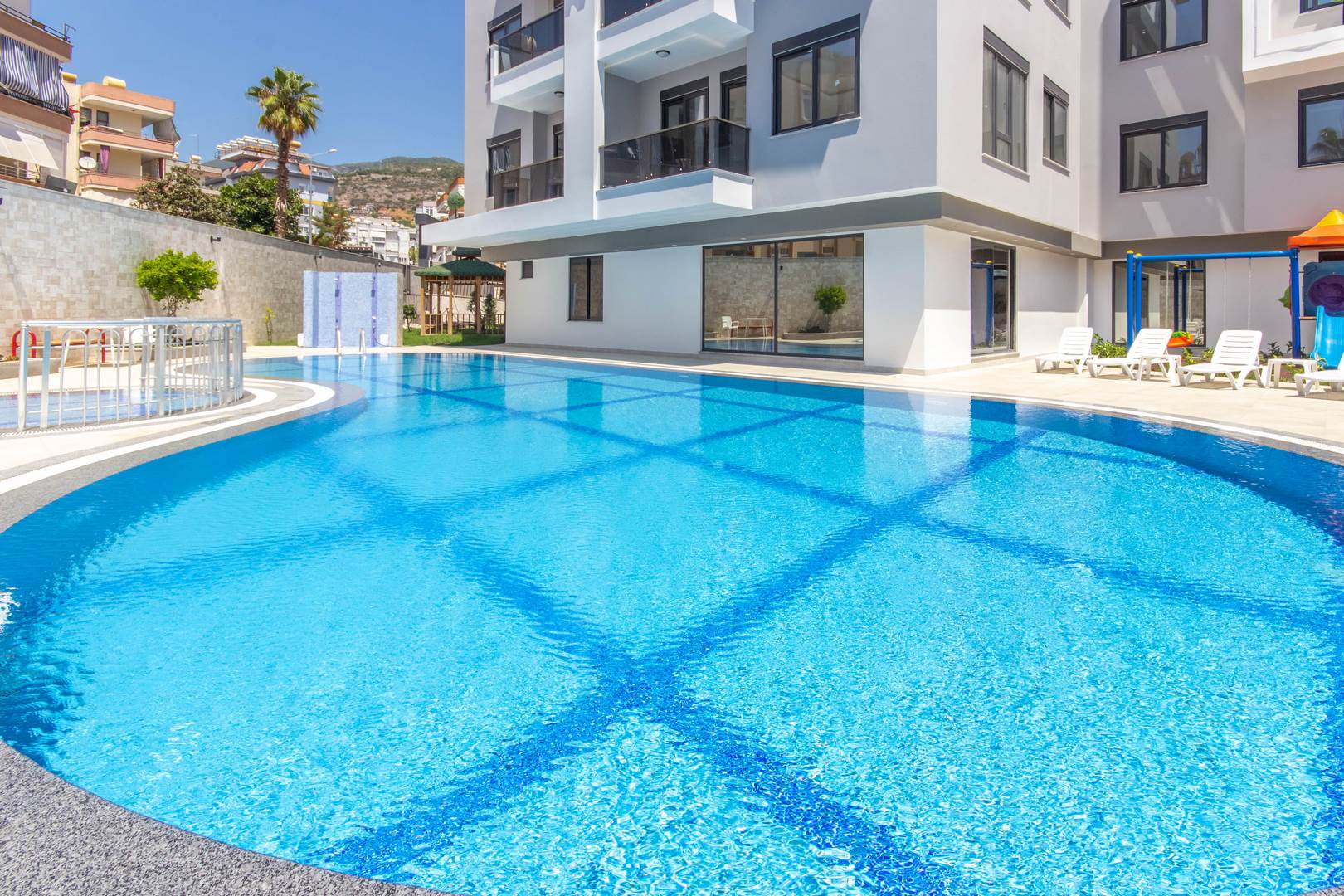 Квартира 1+1 в 550 метрах от моря в центре Алании, 50 кв.м. фото 3