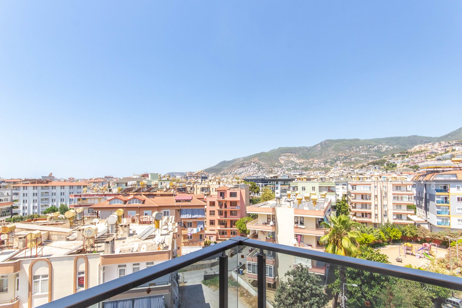 Квартира 1+1 в 550 метрах от моря в центре Алании, 50 кв.м. фото 29