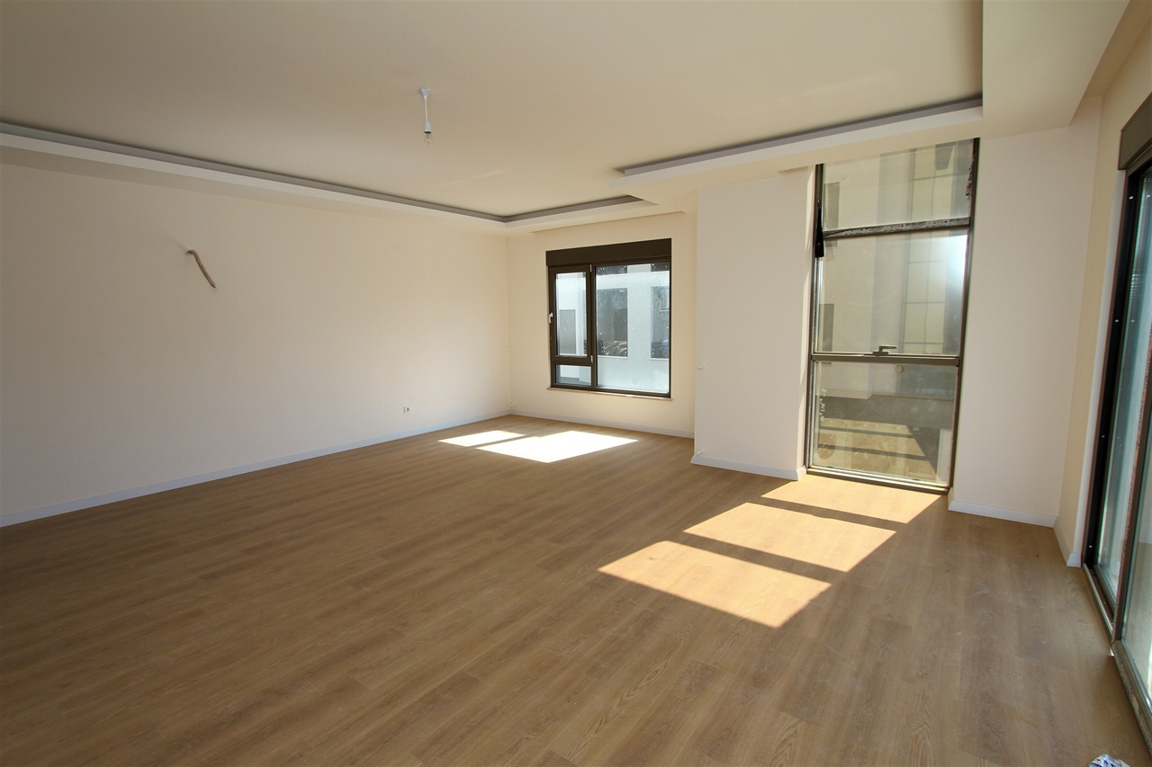 Квартира 2+1 в центре Алании в 100 метрах от моря, 165 кв.м. фото 2