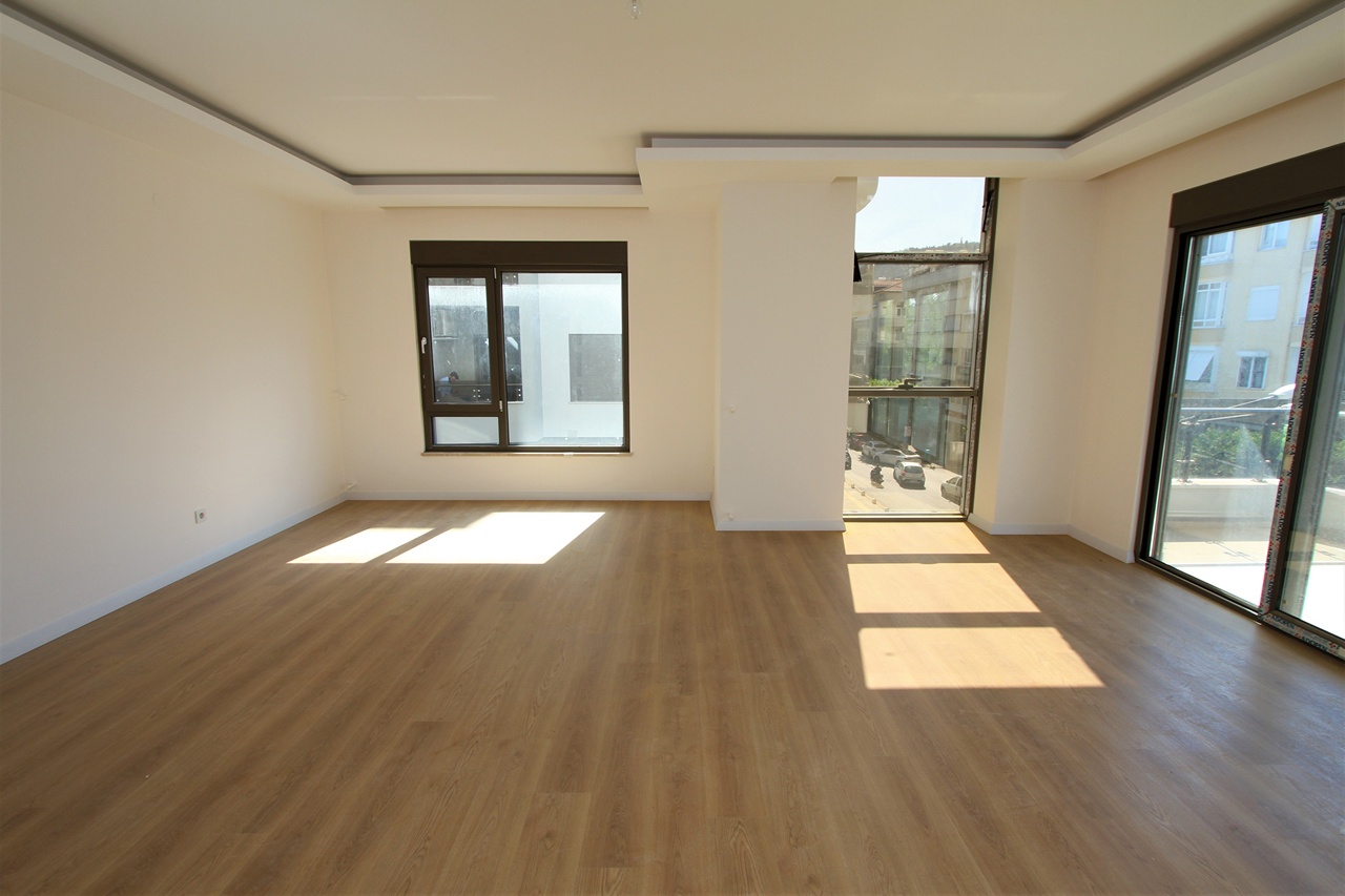 Квартира 2+1 в центре Алании в 100 метрах от моря, 165 кв.м. фото 4