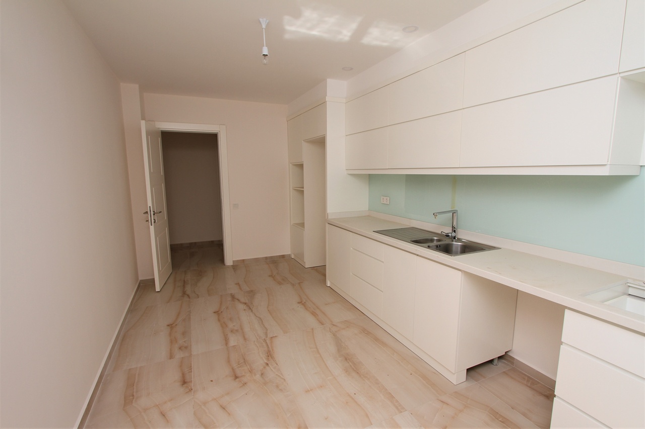 Квартира 2+1 в центре Алании в 100 метрах от моря, 165 кв.м. фото 9