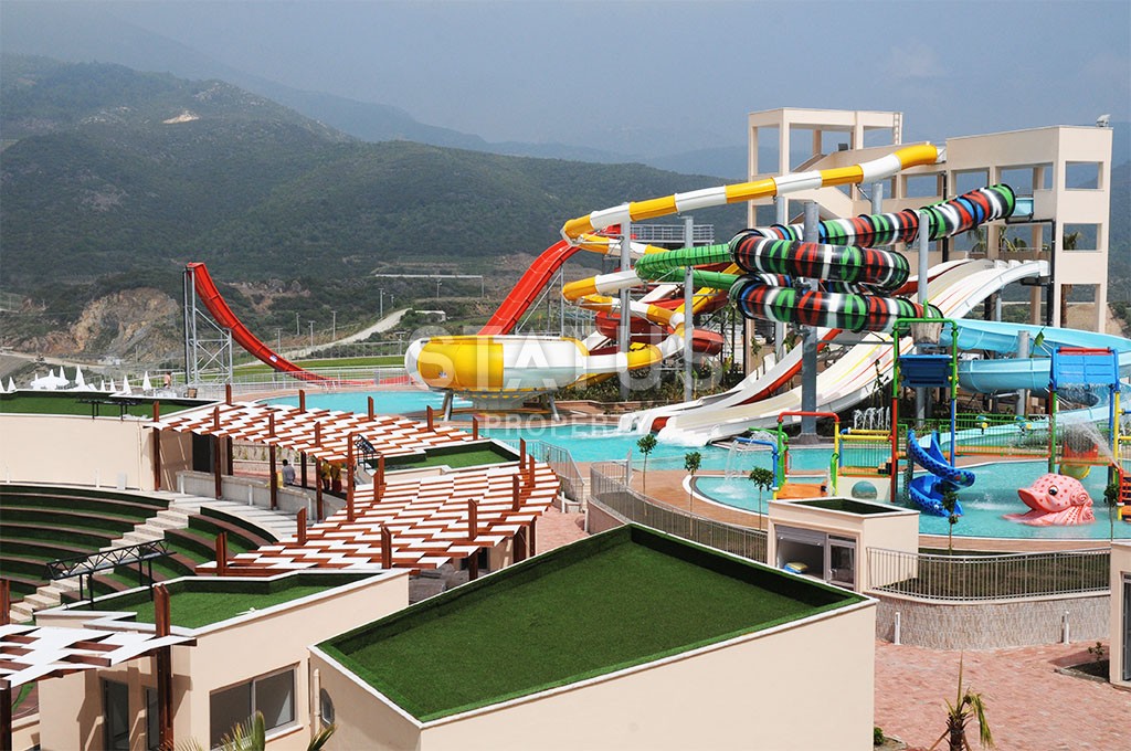 Furnished villa in a luxurious complex in Kargicak фото 4