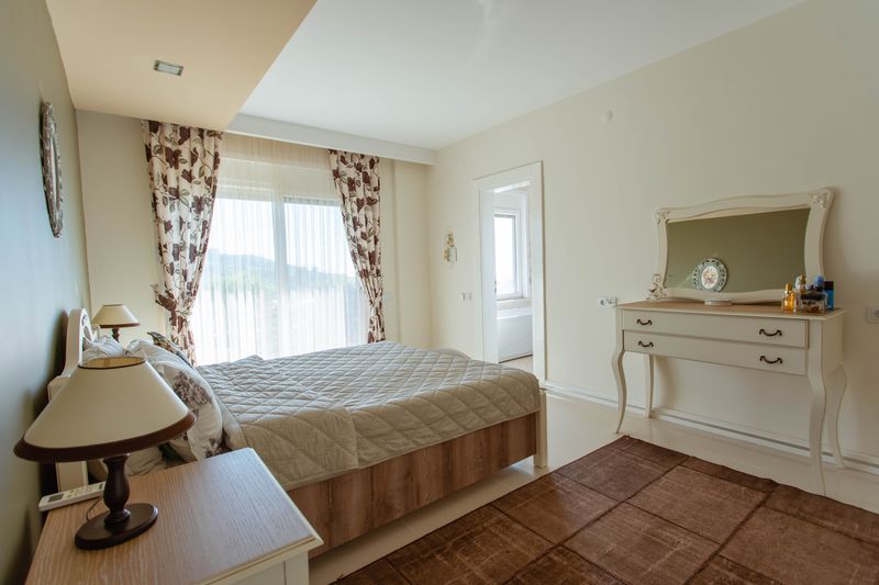 Two luxurious 3+1 villas with panoramic views in Kargicak, 350 m2. фото 40