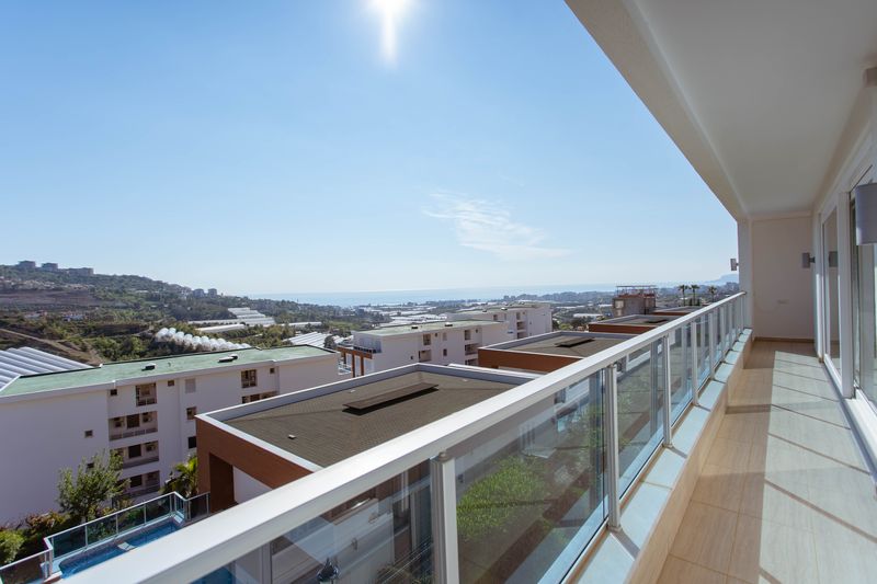 Two luxurious 3+1 villas with panoramic views in Kargicak, 350 m2. фото 53