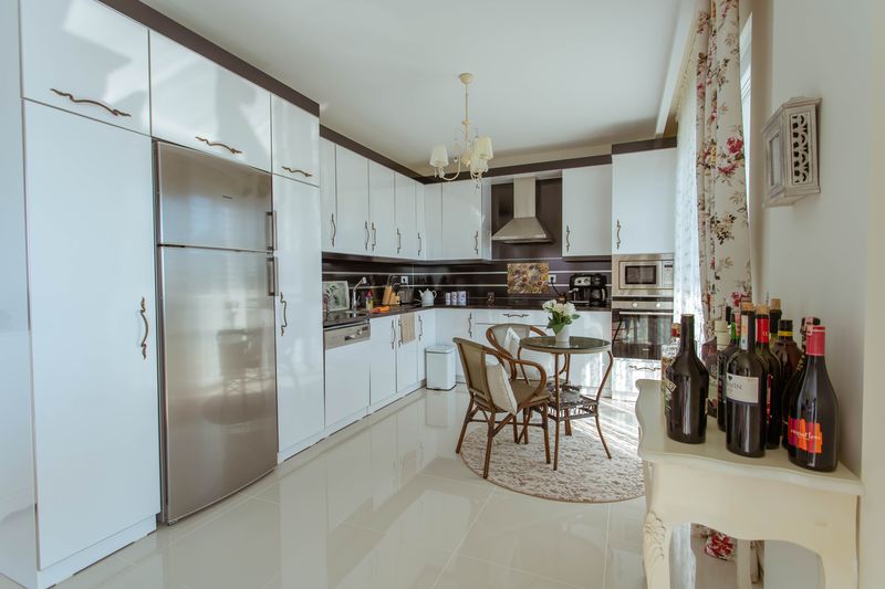 Two luxurious 3+1 villas with panoramic views in Kargicak, 350 m2. фото 54