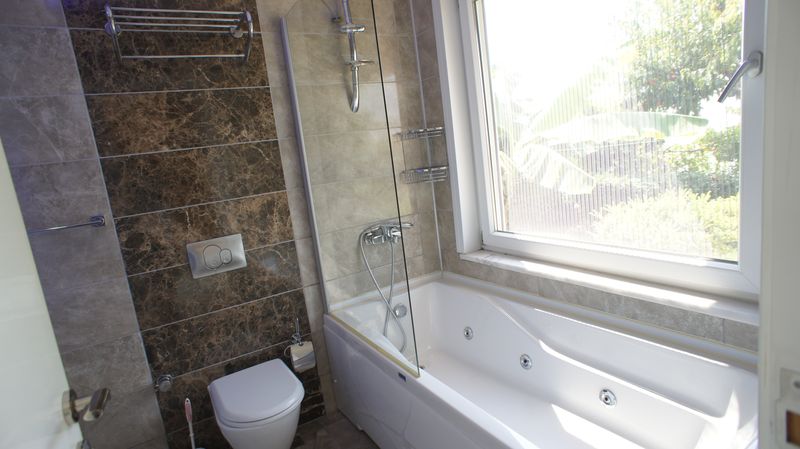 Two luxurious 3+1 villas with panoramic views in Kargicak, 350 m2. фото 63