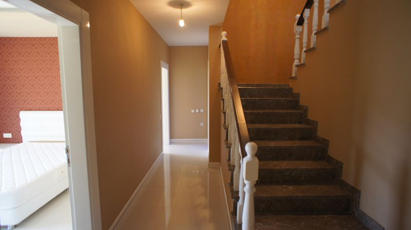 Two luxurious 3+1 villas with panoramic views in Kargicak, 350 m2. фото 67