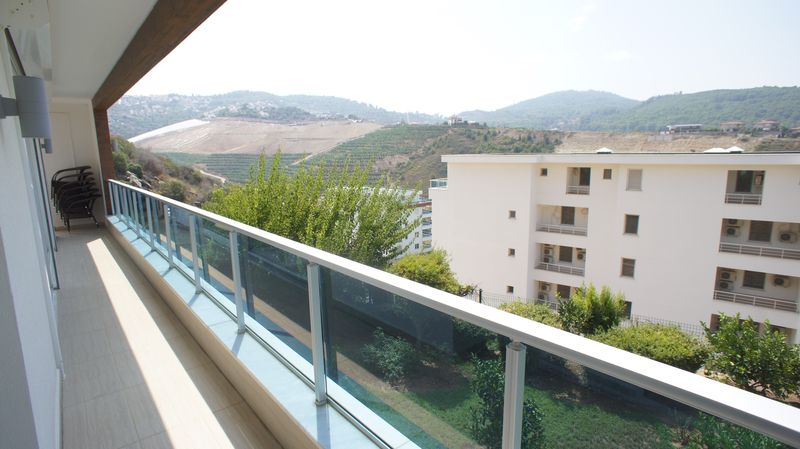 Two luxurious 3+1 villas with panoramic views in Kargicak, 350 m2. фото 69