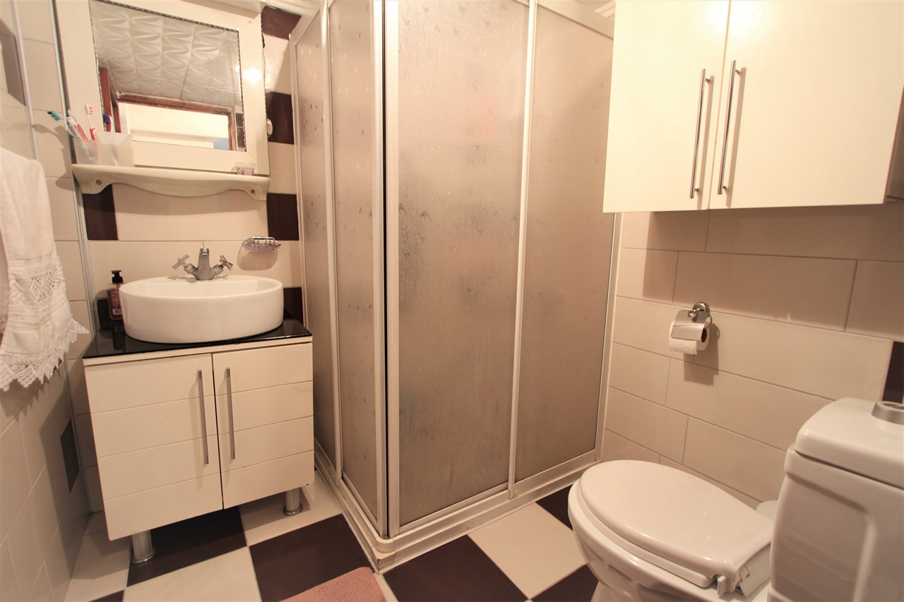 Квартира 2+1 на первой береговой линии в Махмутларе, 85 м2. фото 11