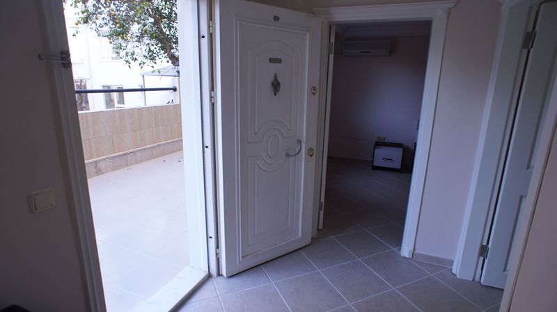 Cozy furnished apartment 2+1 in Kestel, first coastline, 90m2 фото 5