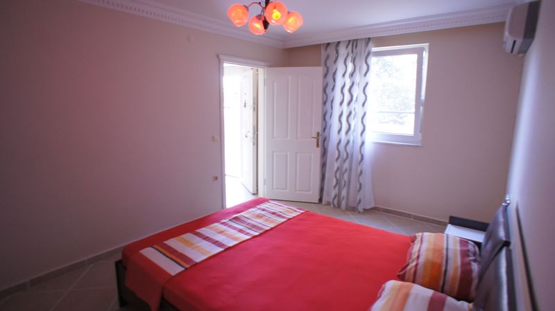 Cozy furnished apartment 2+1 in Kestel, first coastline, 90m2 фото 8