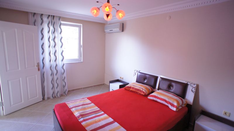 Cozy furnished apartment 2+1 in Kestel, first coastline, 90m2 фото 10