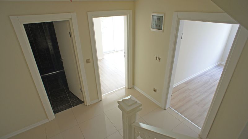 Duplex apartment 3+1 with access to the garden in Mahmutlar, 145 sq. фото 10