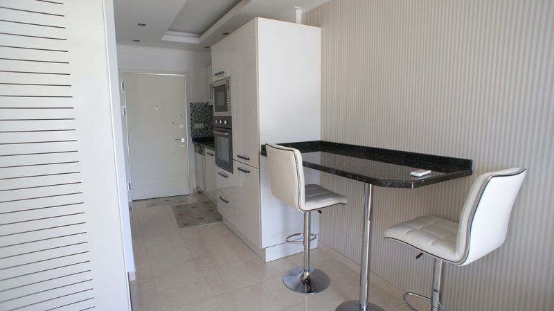 Светлая студия в Кестеле в 100 м от моря, 45 кв м фото 3