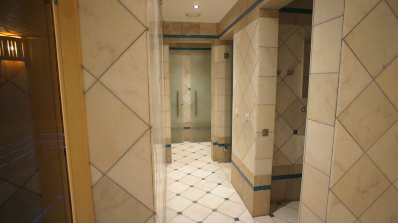 Spacious penthouse 3+1 in a complex in the center of Alanya, 50 m from the sea, 150 m2 фото 3