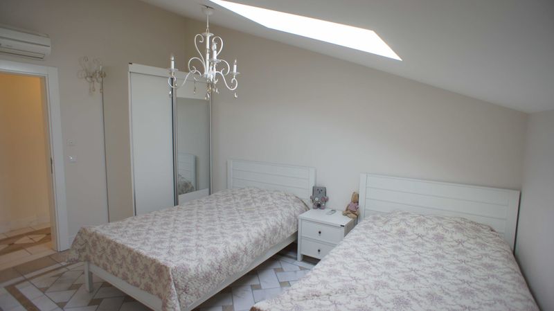 Spacious penthouse 3+1 in a complex in the center of Alanya, 50 m from the sea, 150 m2 фото 28