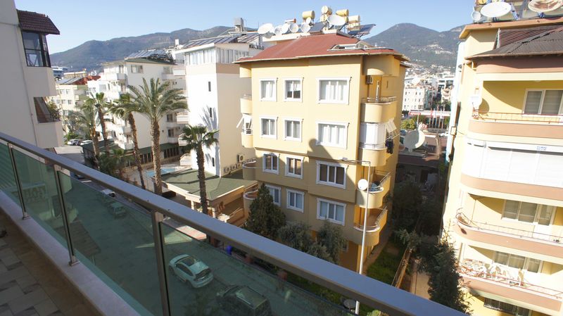 Spacious penthouse 3+1 in a complex in the center of Alanya, 50 m from the sea, 150 m2 фото 39