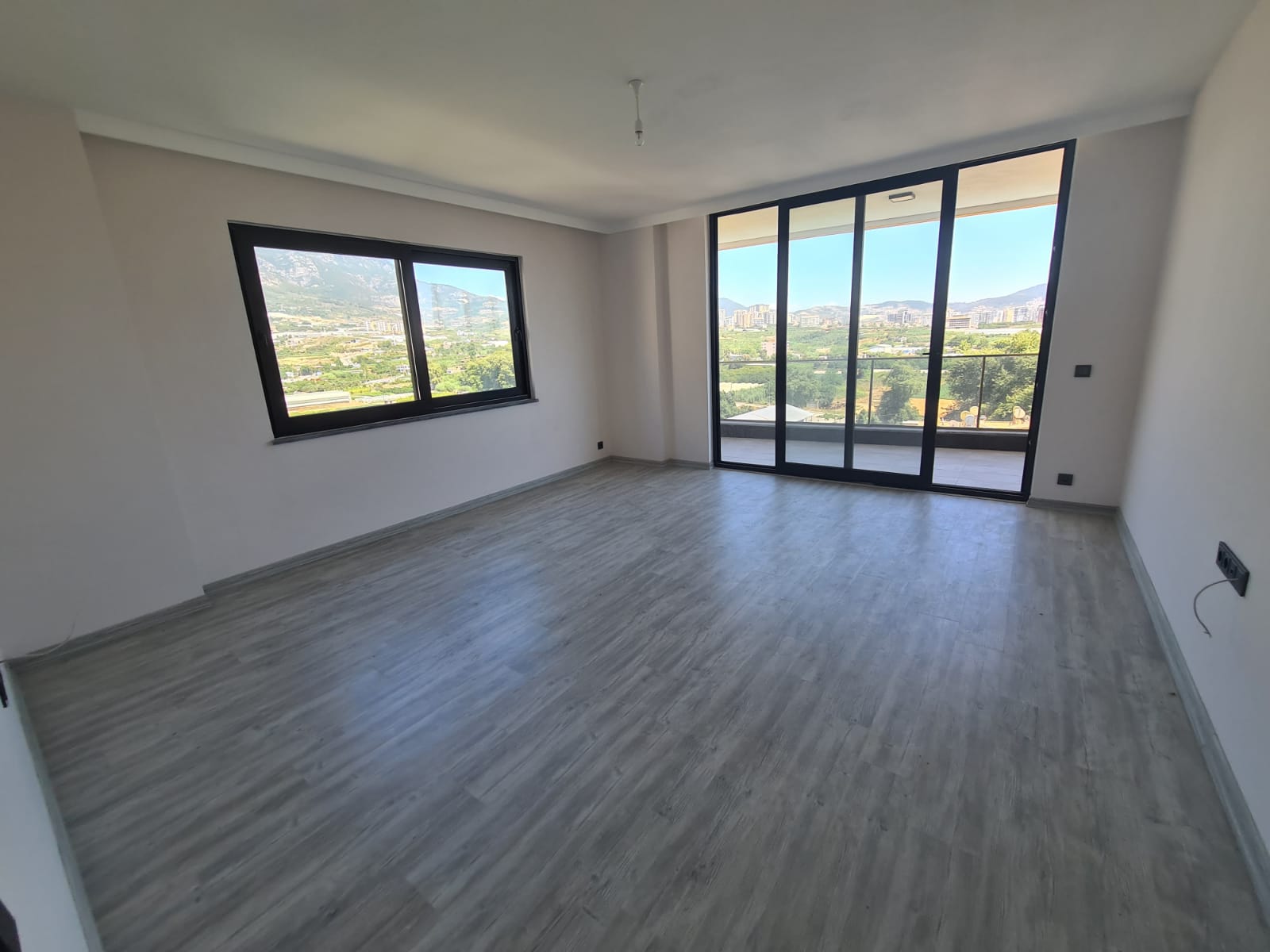 Апартаменты 3+1 с отдельной кухней в новом комплексе в Махмутларе, вид на море и горы фото 6