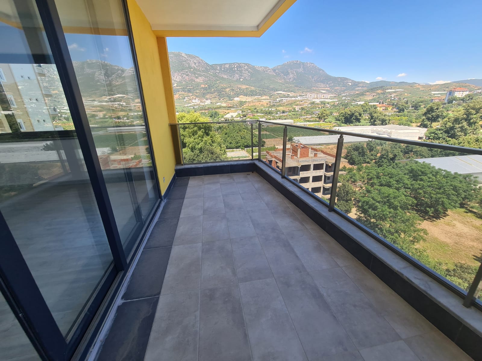 Апартаменты 3+1 с отдельной кухней в новом комплексе в Махмутларе, вид на море и горы фото 10