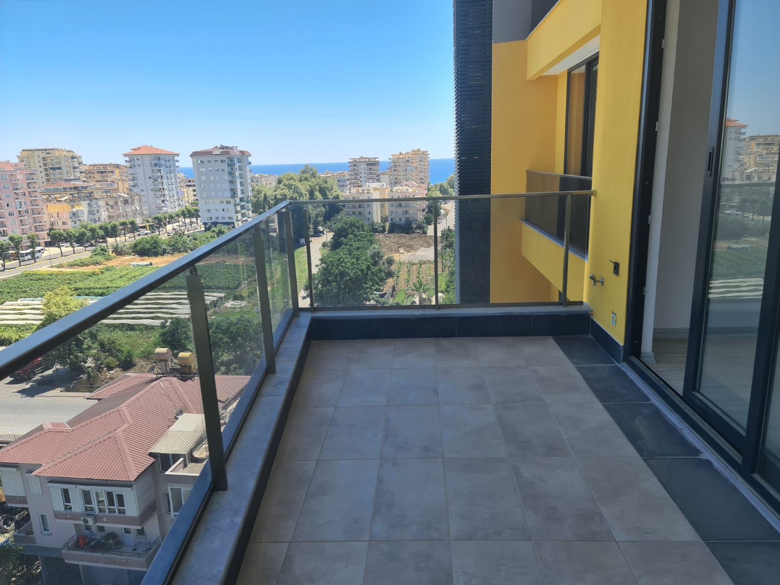 Апартаменты 3+1 с отдельной кухней в новом комплексе в Махмутларе, вид на море и горы фото 17