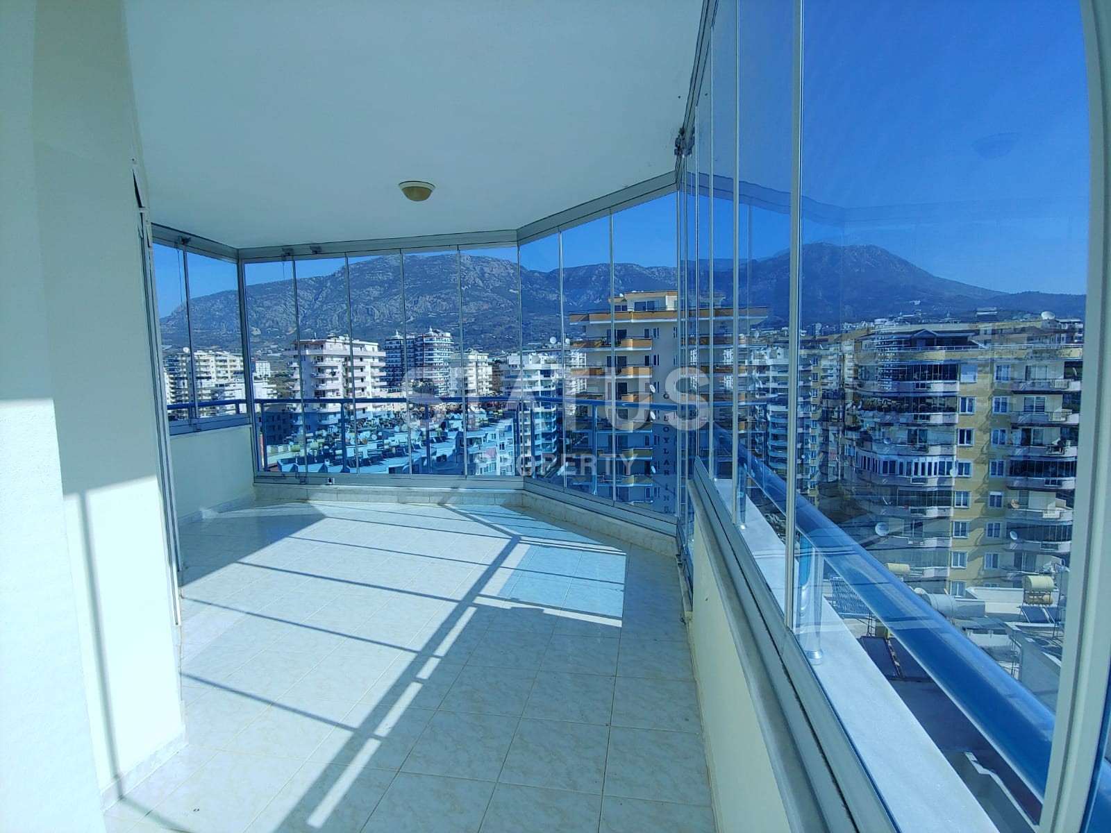 Меблированные апартаменты 2+1 с прекрасным видом на горы и море, 110 м2 фото 4