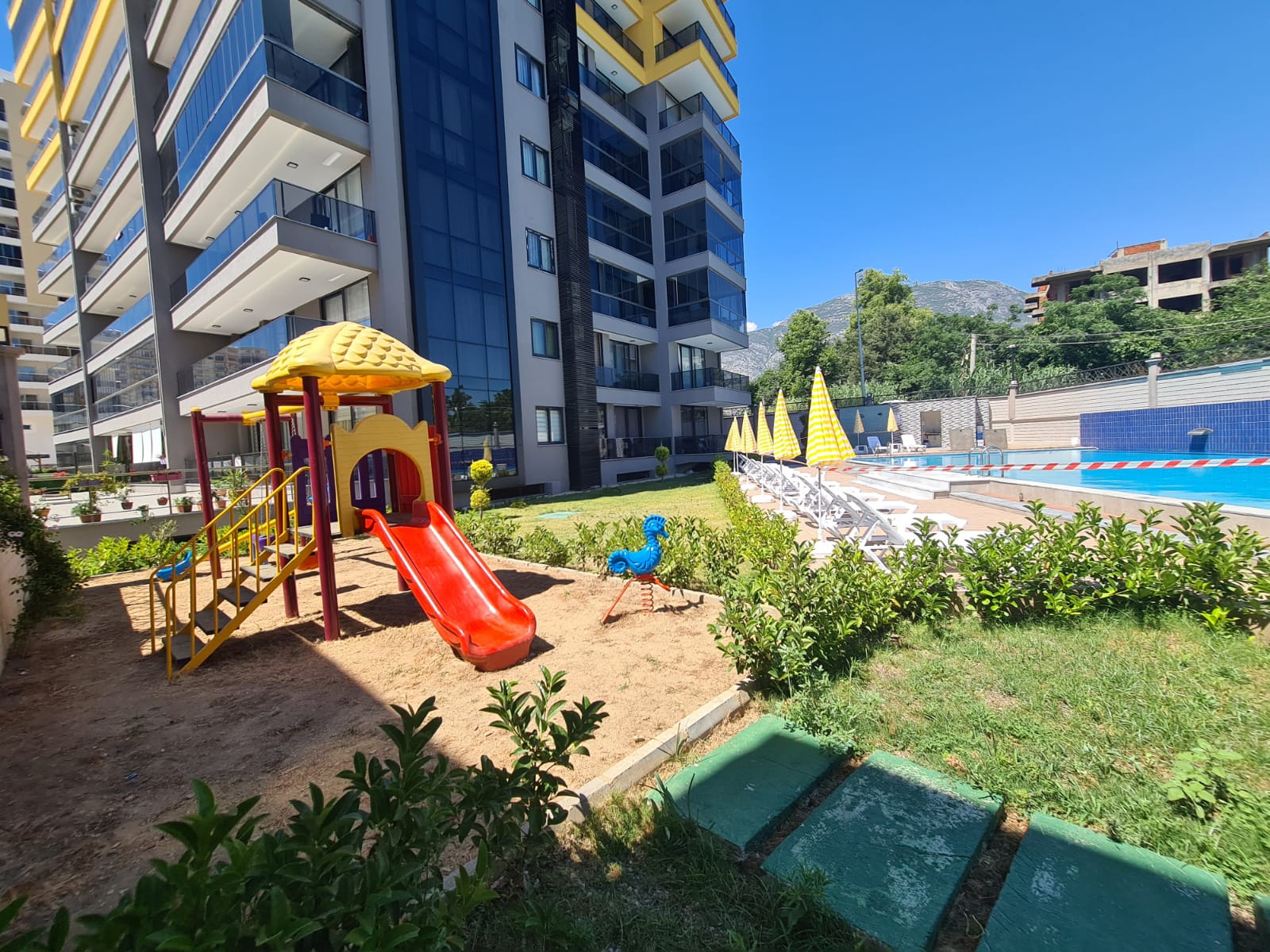 Апартаменты 3+1 с отдельной кухней в новом комплексе в Махмутларе, вид на море и горы фото 31