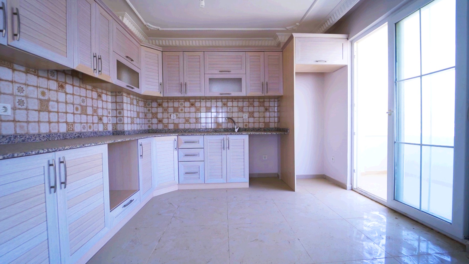 Spacious apartment 2+1 with a separate kitchen overlooking the sea, 110 m2 фото 8