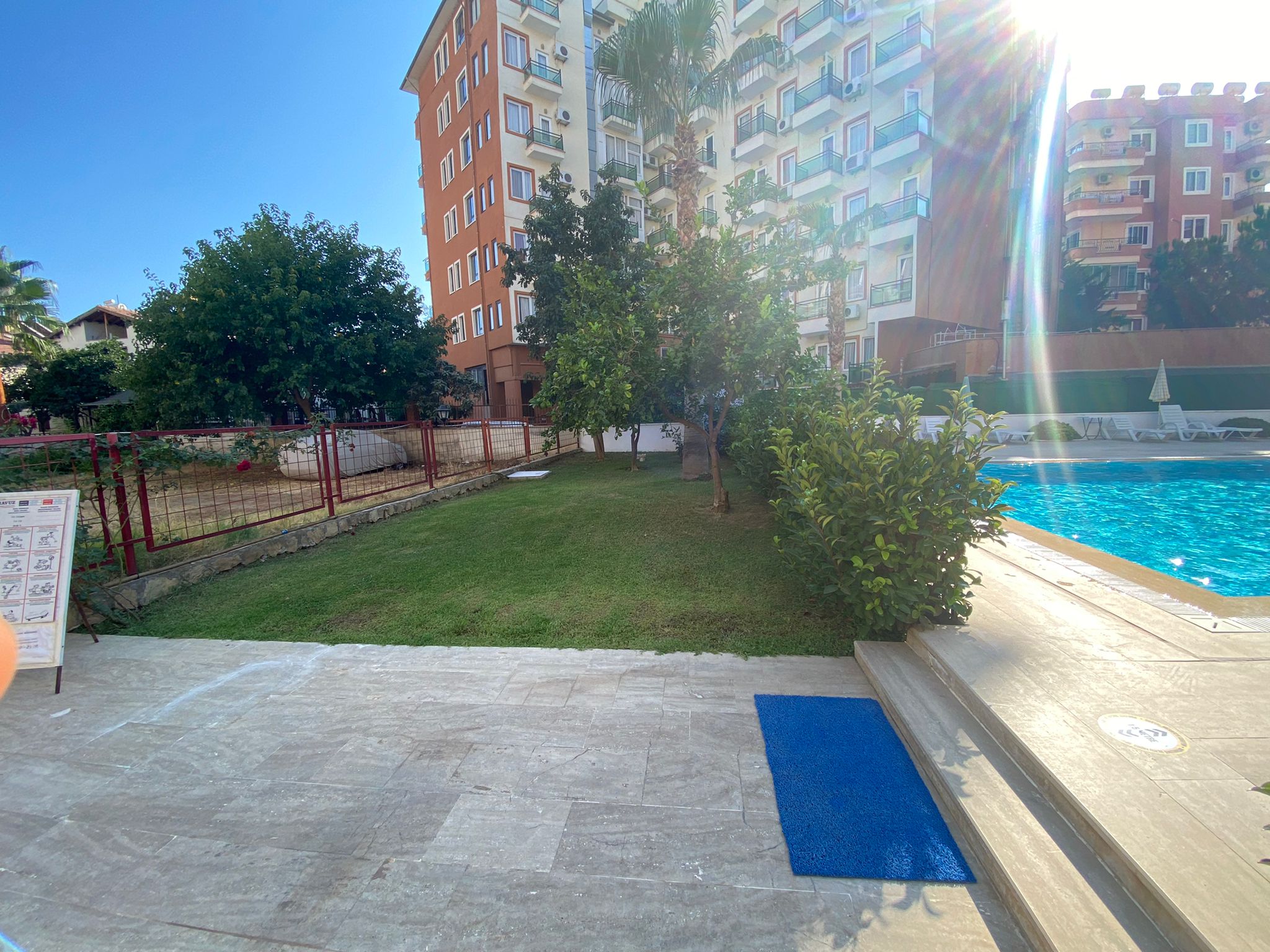 Мебелированный дублекс 4+1 с отдельной кухней в Махмутлар, 250 кв м. фото 3