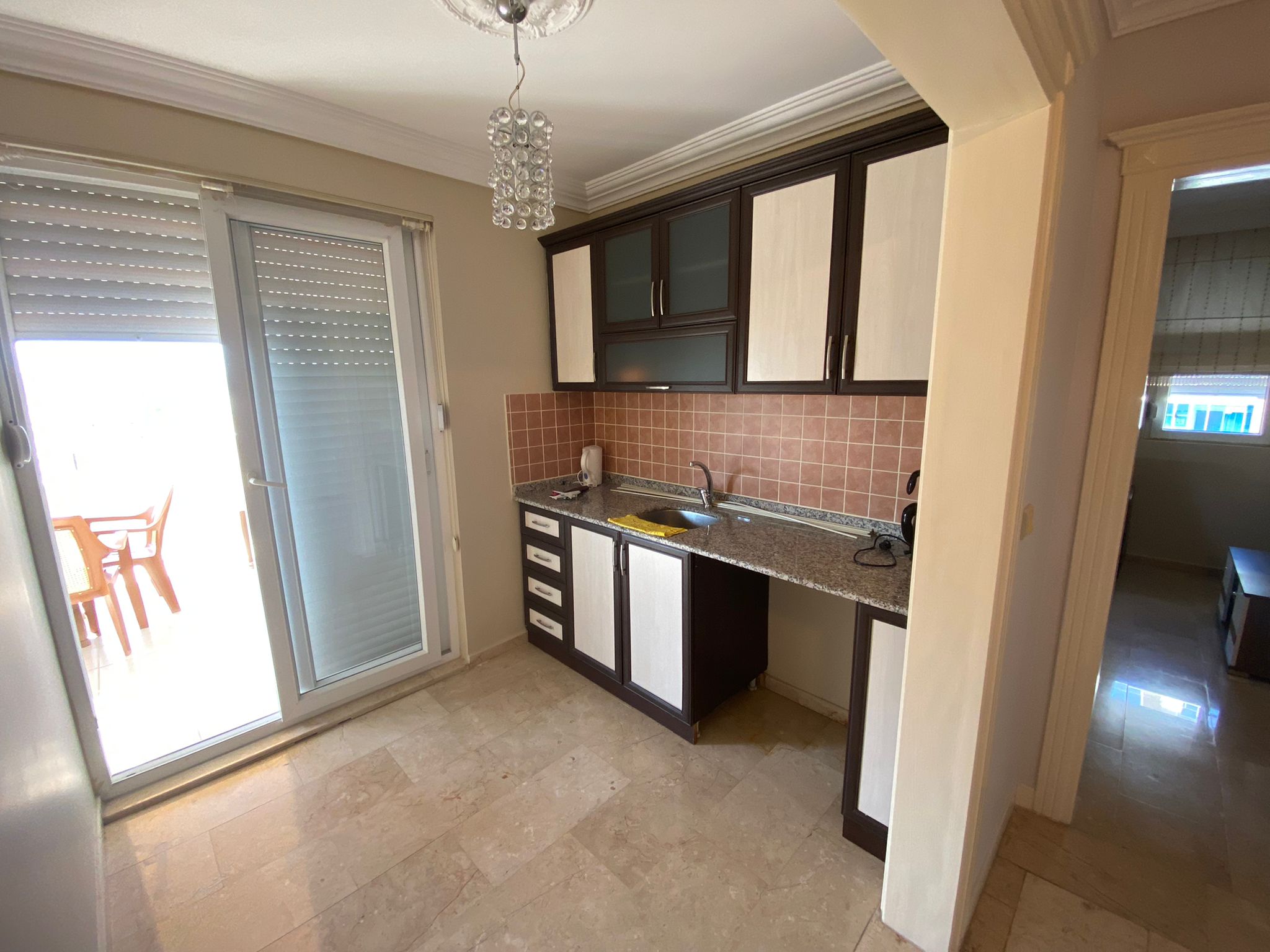 Мебелированный дублекс 4+1 с отдельной кухней в Махмутлар, 250 кв м. фото 12