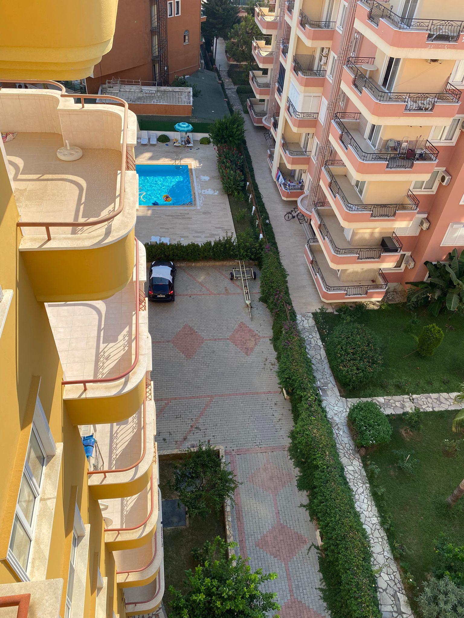 Мебелированный дублекс 4+1 с отдельной кухней в Махмутлар, 250 кв м. фото 18