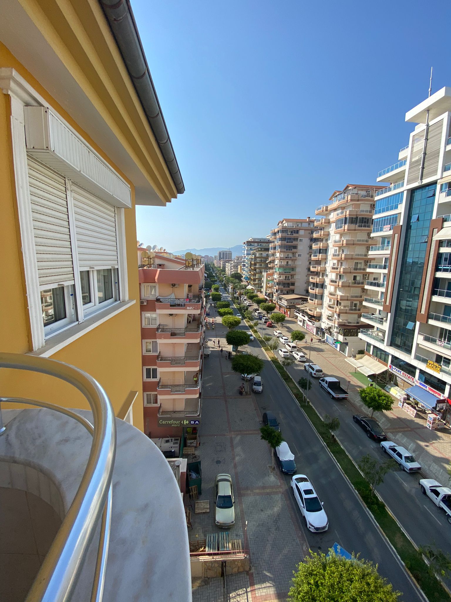 Мебелированный дублекс 4+1 с отдельной кухней в Махмутлар, 250 кв м. фото 24