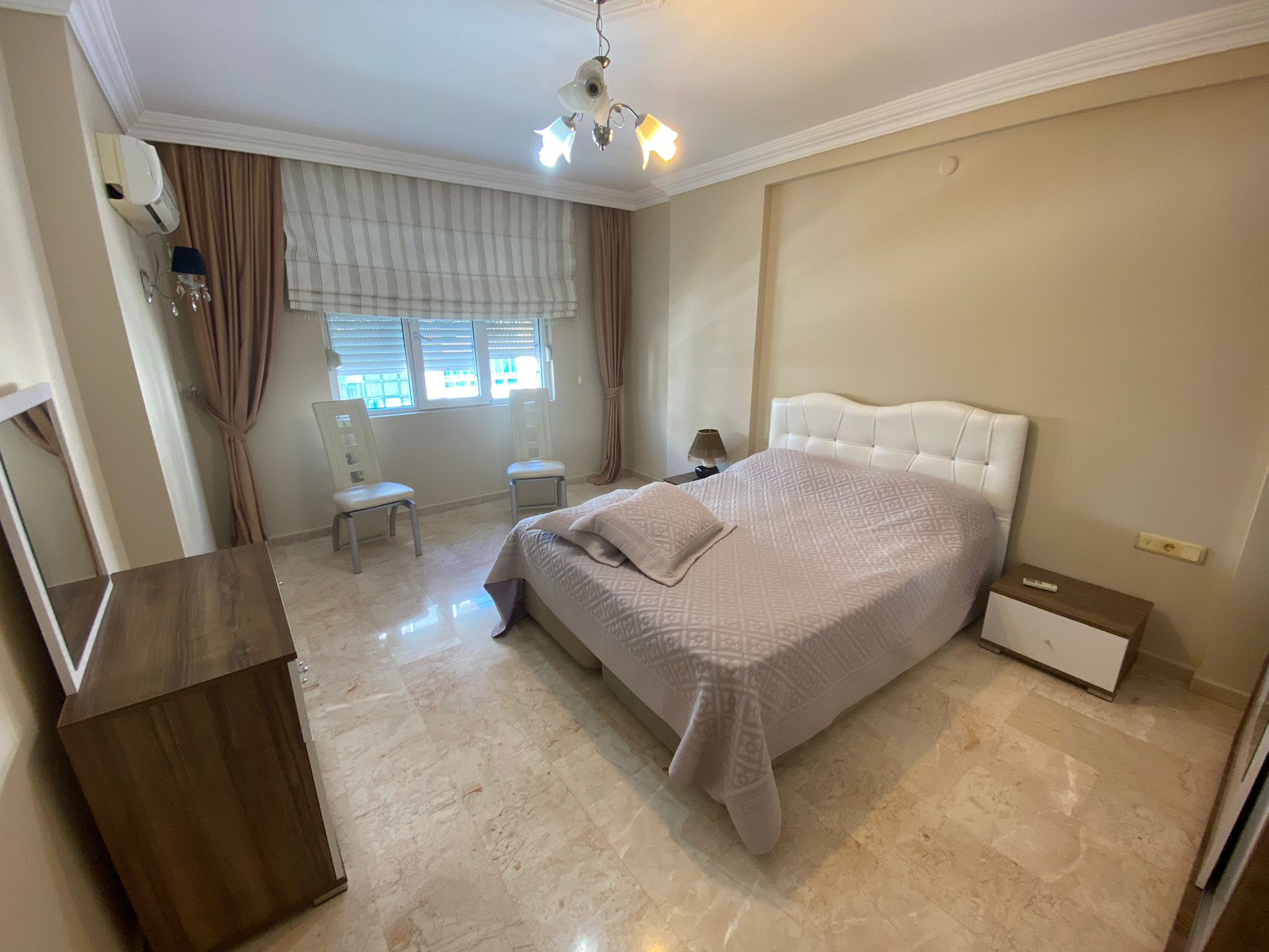 Мебелированный дублекс 4+1 с отдельной кухней в Махмутлар, 250 кв м. фото 27